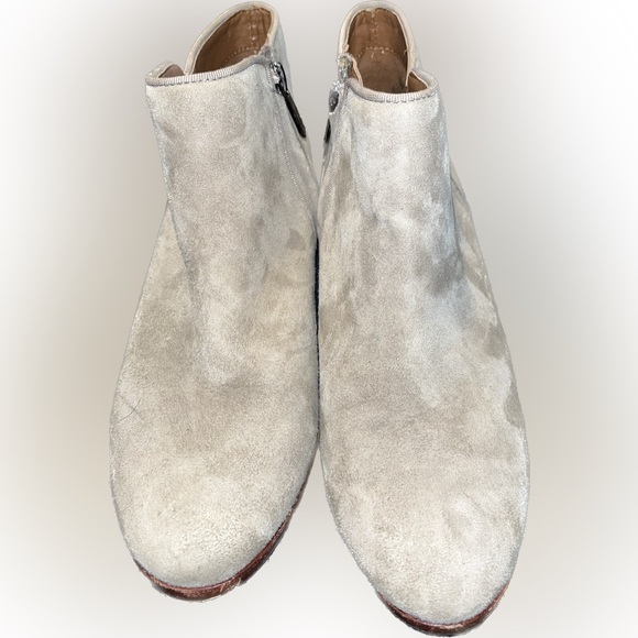 Sam Edelman Petty Chelsea Boot in Putty Suede 6 - Picture 2 of 10